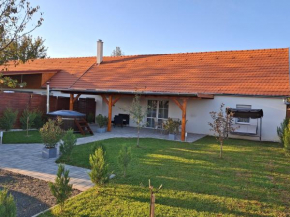 Alpakavendégház, Balatoncsicsó